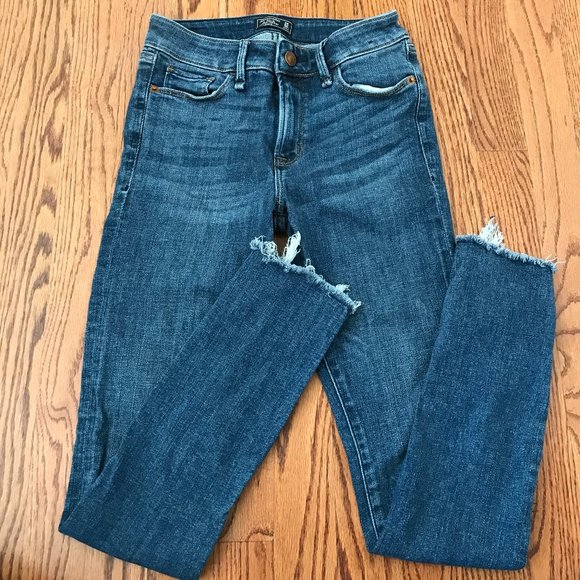 Abercrombie & Fitch Denim - Abercrombie & Fitch Low Rise Skinny Jeans